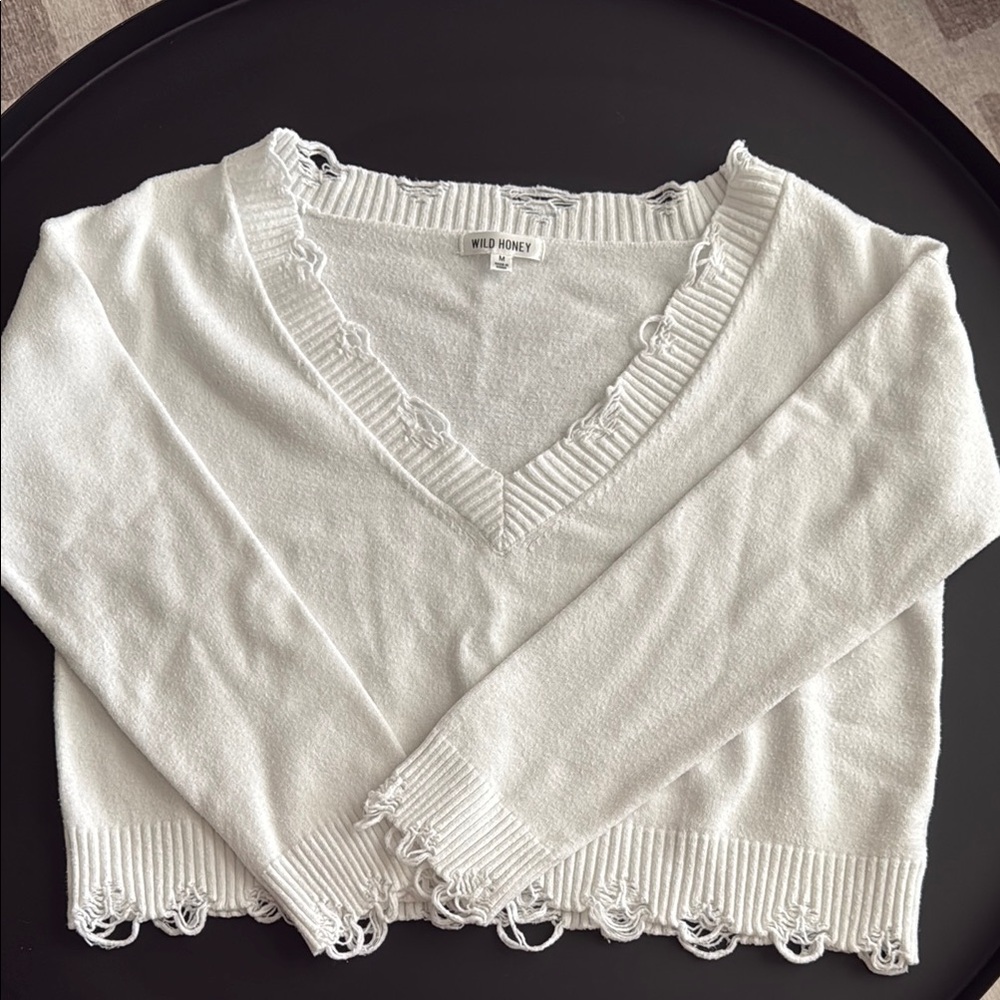 Wild Honey White V-Neck Cropped Sweater with Scalloped Trim